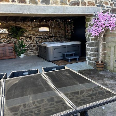 Chambre A La Ferme Torcé Exterior foto