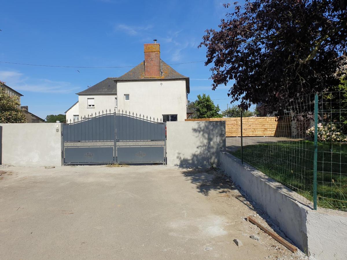 Chambre A La Ferme Torcé Exterior foto