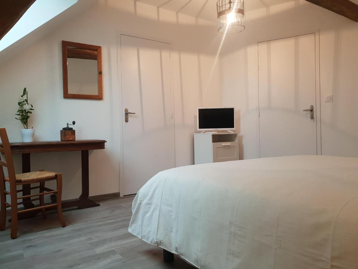Chambre A La Ferme Torcé Exterior foto