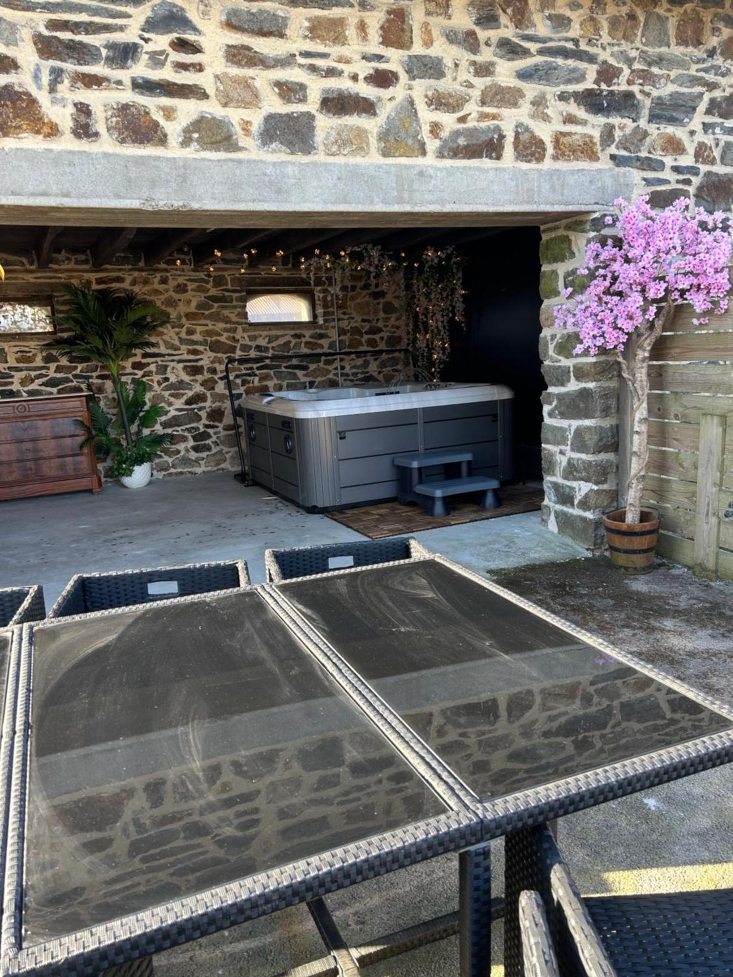 Chambre A La Ferme Torcé Exterior foto